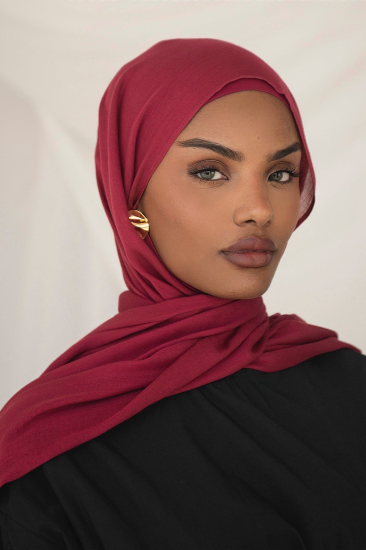 Modal Hijab- Raspberry