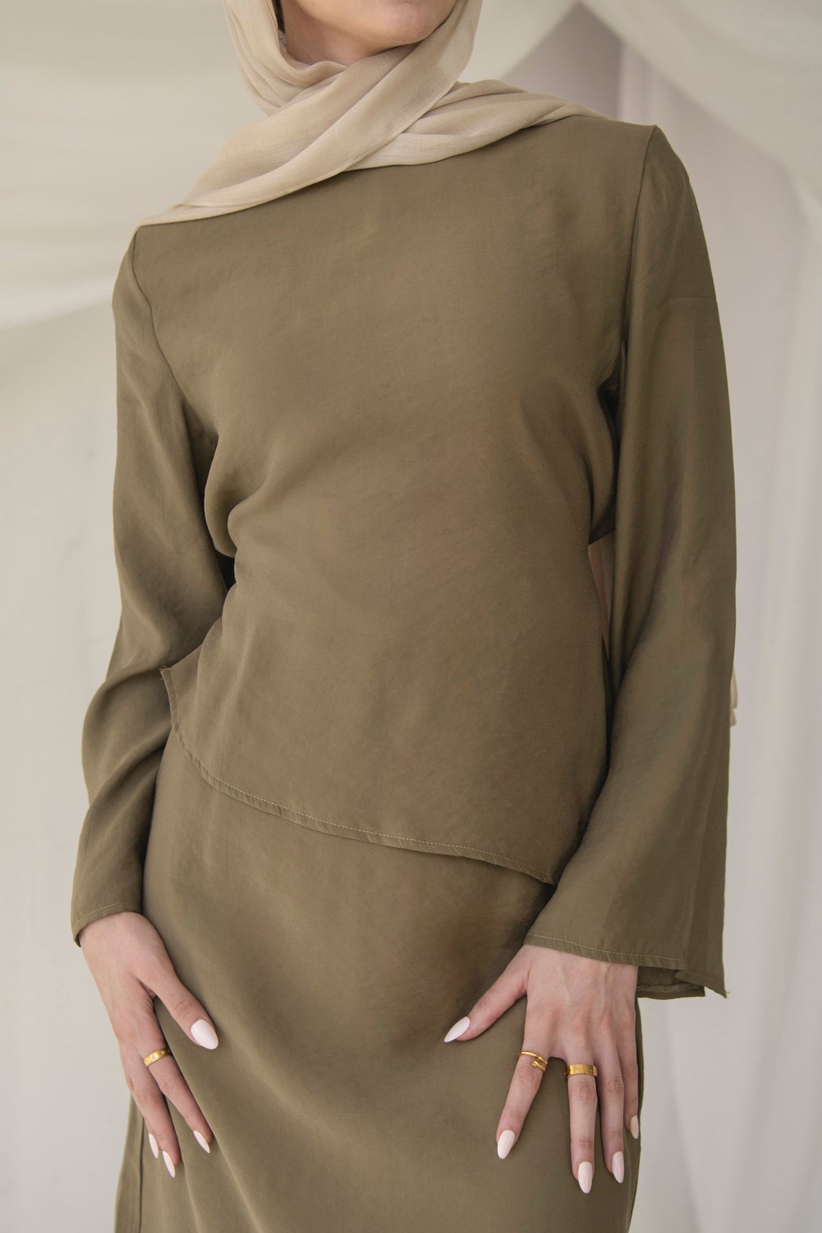 Nujoud Set- Olive Green