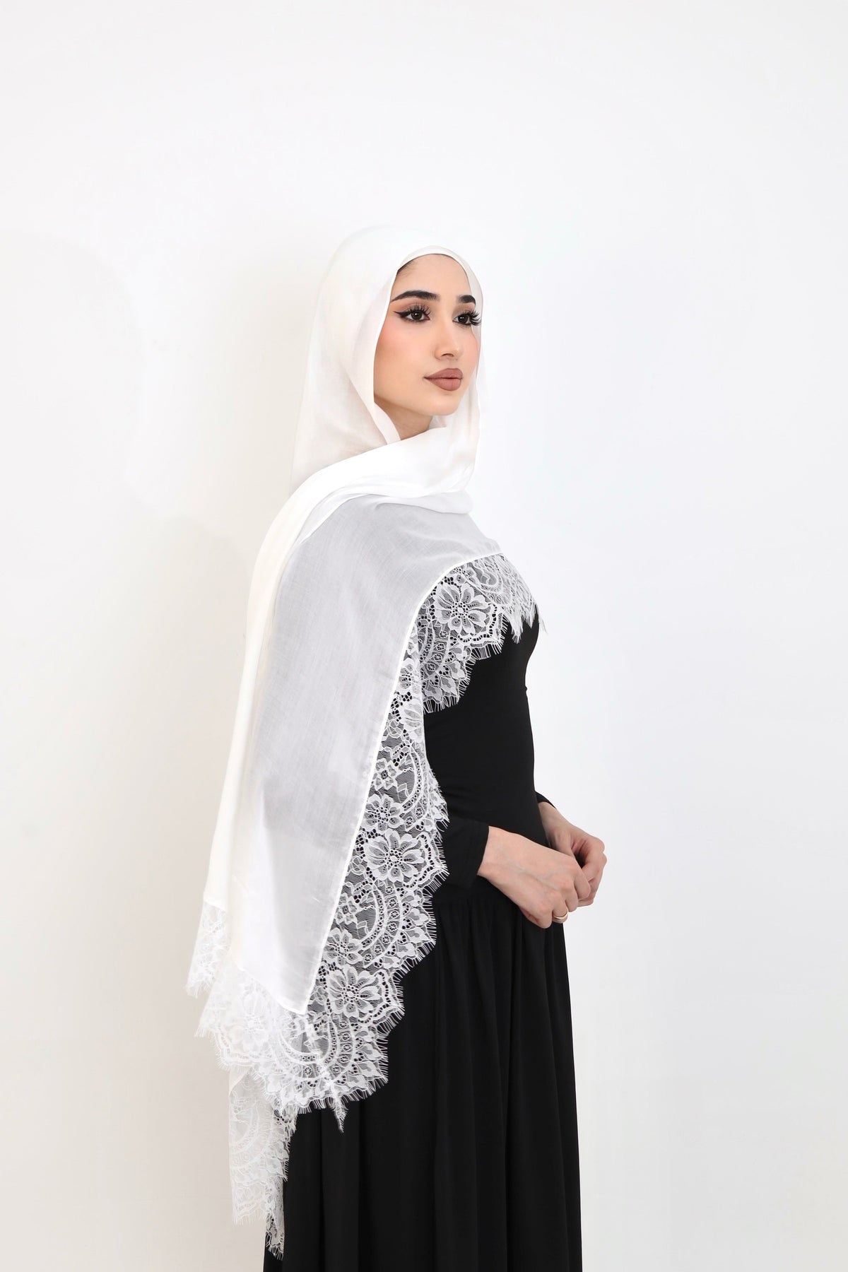 Lace Modal-White